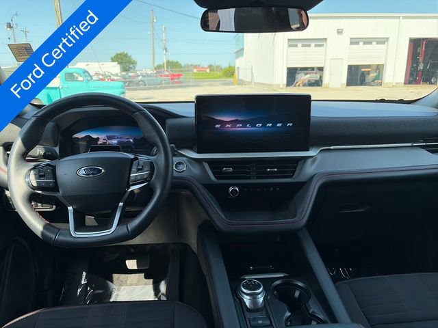 Certified 2025 Ford Explorer ST-Line AWD/4WD image 12