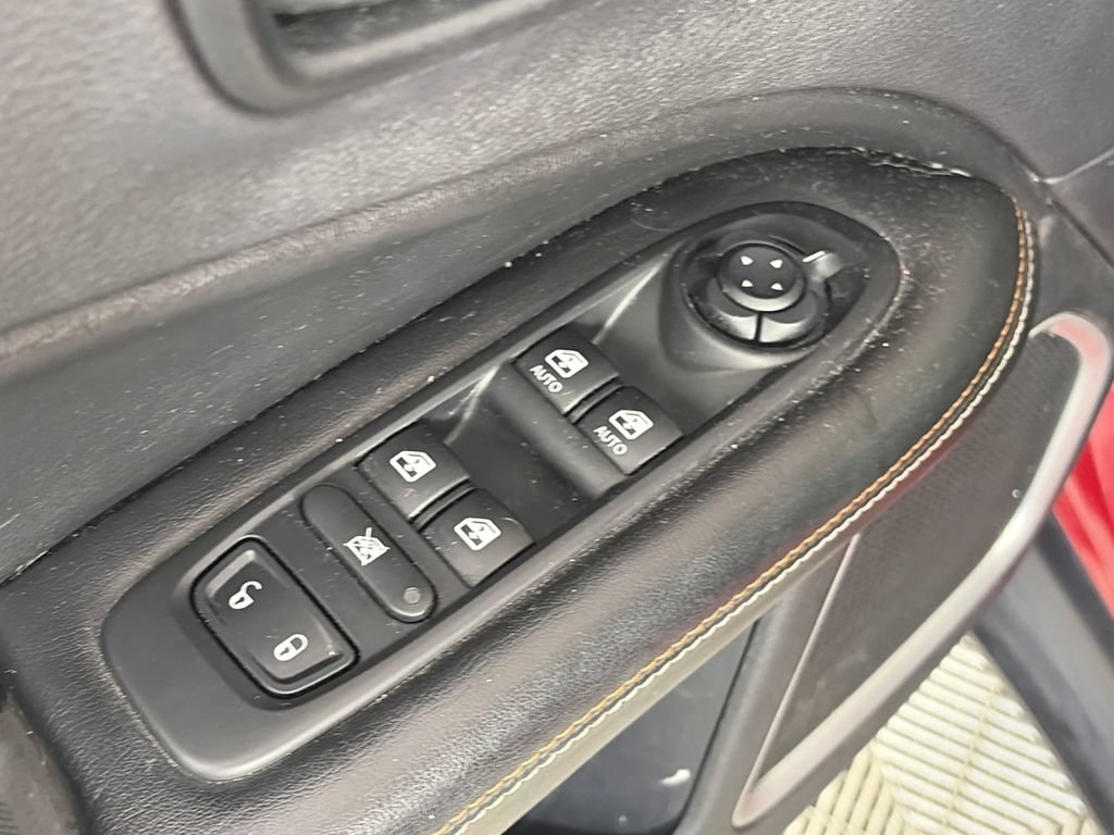 Used 2021 Jeep Compass Latitude FWD image 25