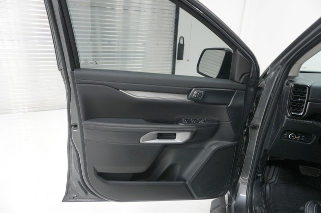 Certified 2025 Ford Ranger Lariat w/ FX4 Off-Road Package AWD/4WD image 13
