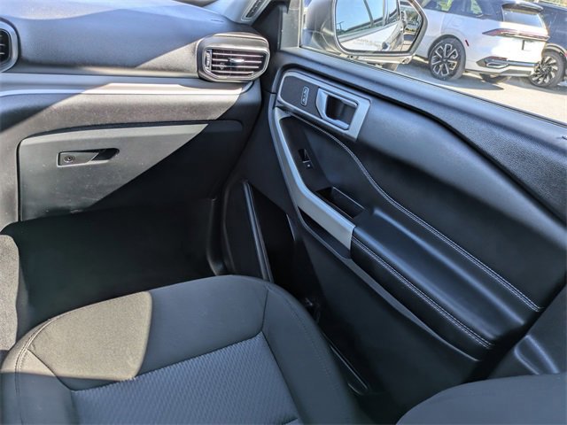 Certified 2022 Ford Explorer XLT image 16