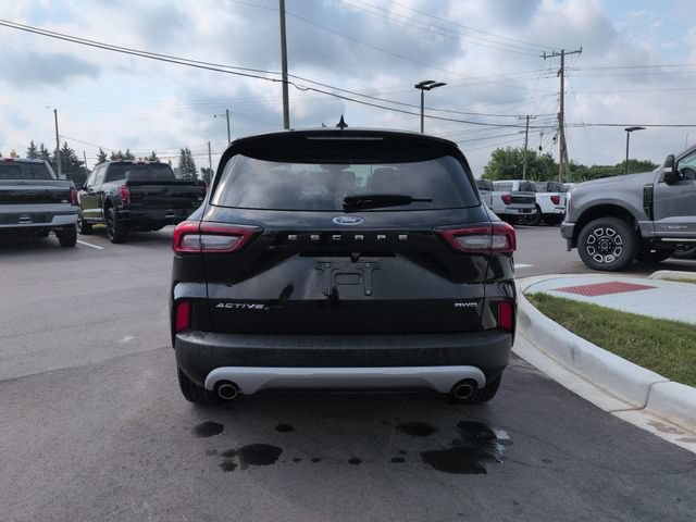 Certified 2024 Ford Escape Active AWD/4WD image 4