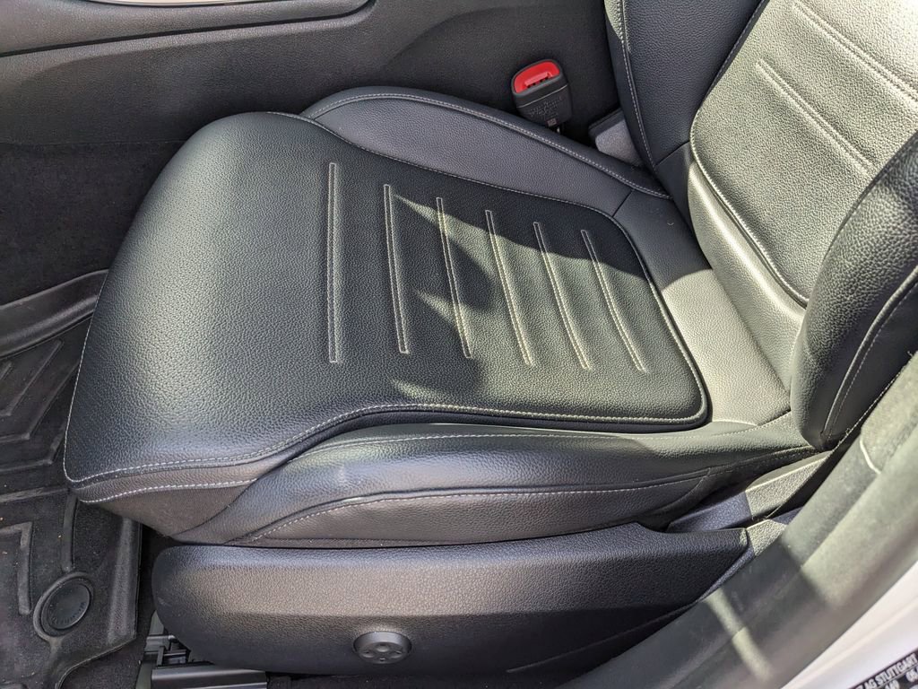 Used 2022 Mercedes-Benz C 300 Sedan image 20