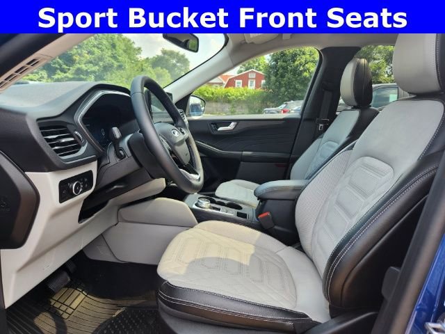 Certified 2023 Ford Escape Platinum w/ Premium Technology Package AWD/4WD image 12