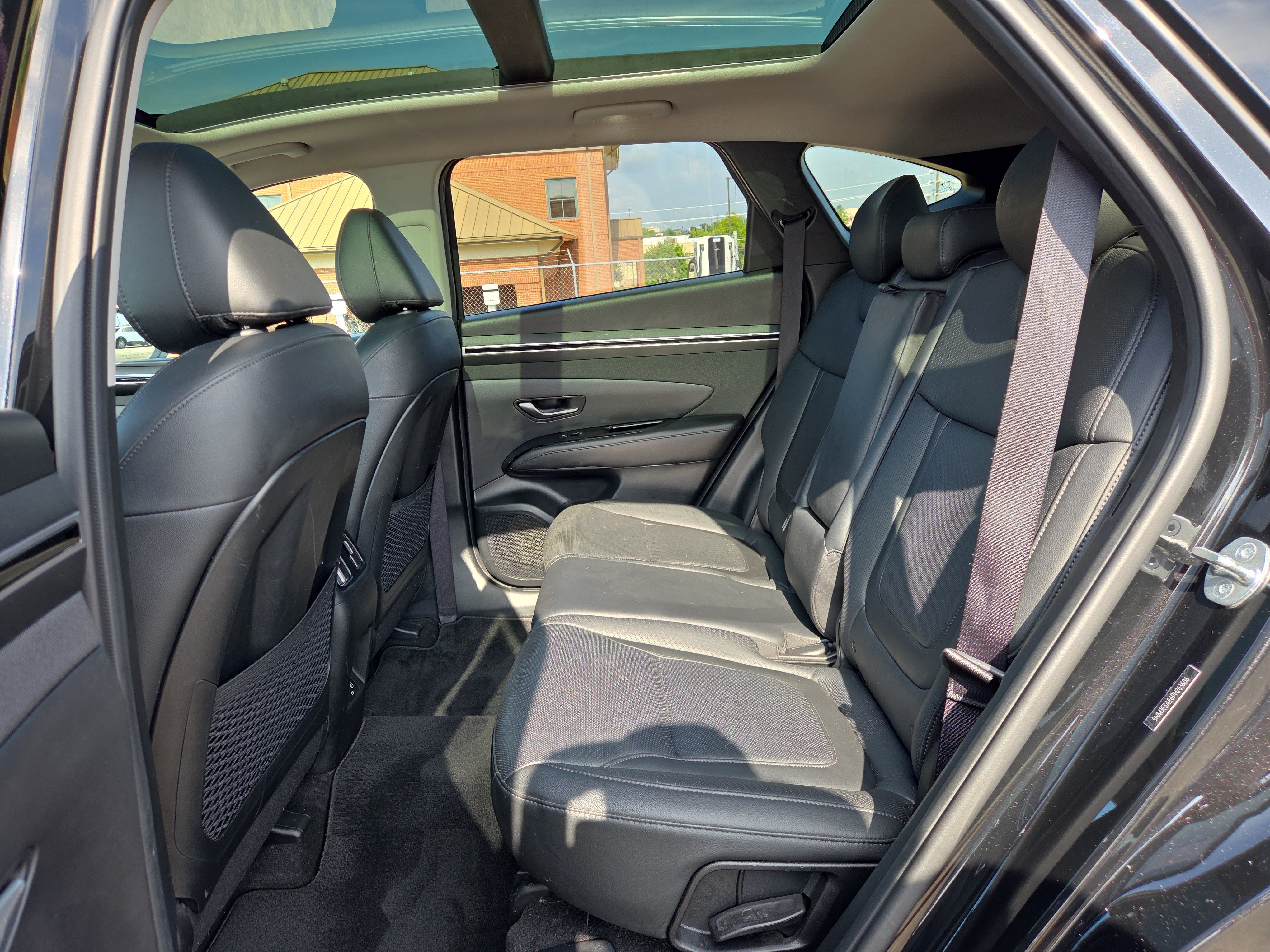 Used 2023 Hyundai Tucson Limited FWD image 11