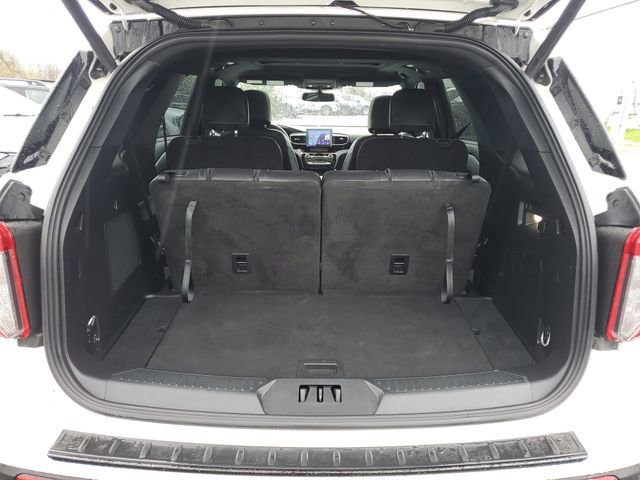 Certified 2024 Ford Explorer ST-Line w/ Class IV Trailer Tow Package AWD/4WD image 34