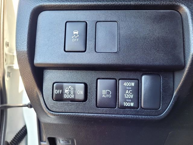 Used 2020 Toyota Tacoma TRD Off-Road w/ Technology Package image 14