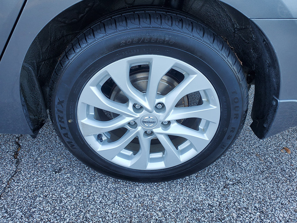 Used 2018 Nissan Sentra SV FWD image 16