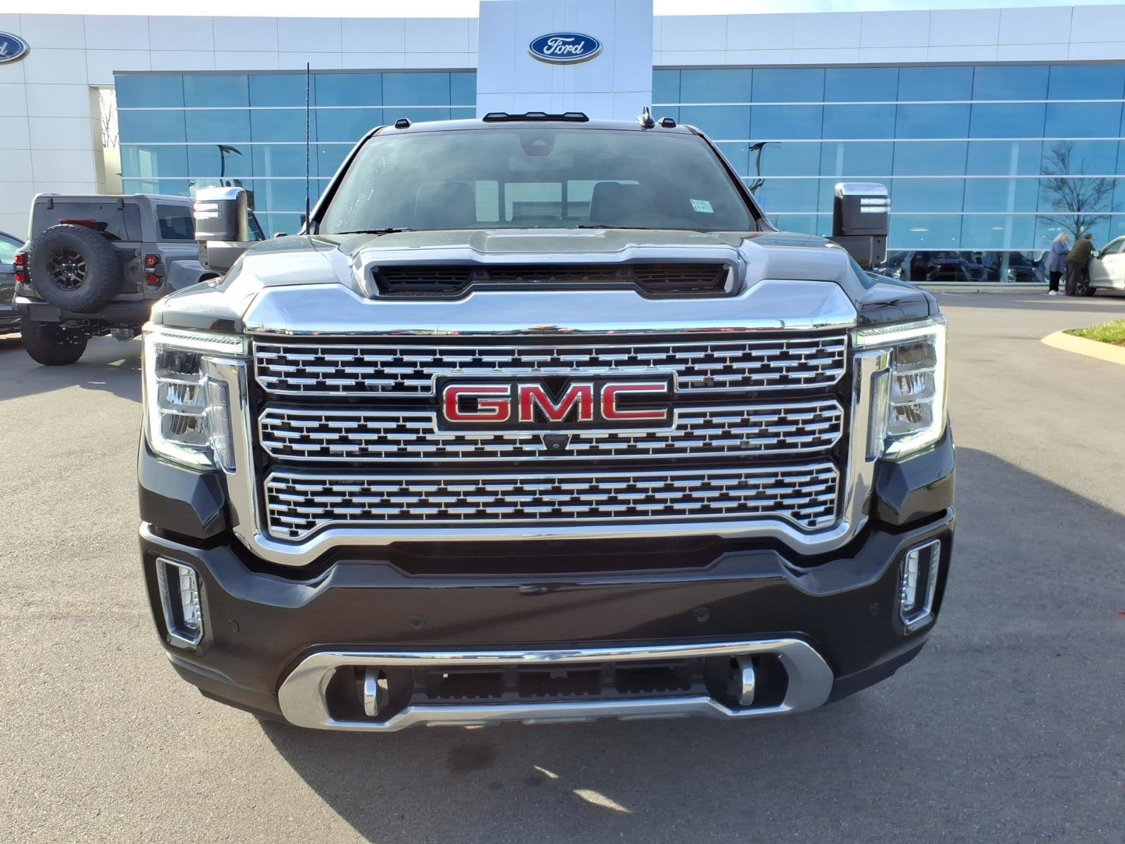 Used 2022 GMC Sierra 3500 Denali image 8