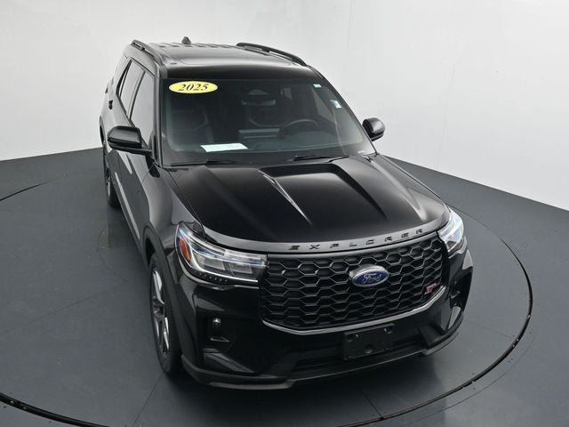 Certified 2025 Ford Explorer ST AWD/4WD image 26