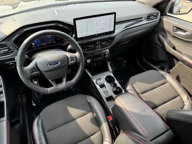 Certified 2024 Ford Escape ST-Line w/ Tech Pack #1 AWD/4WD image 11