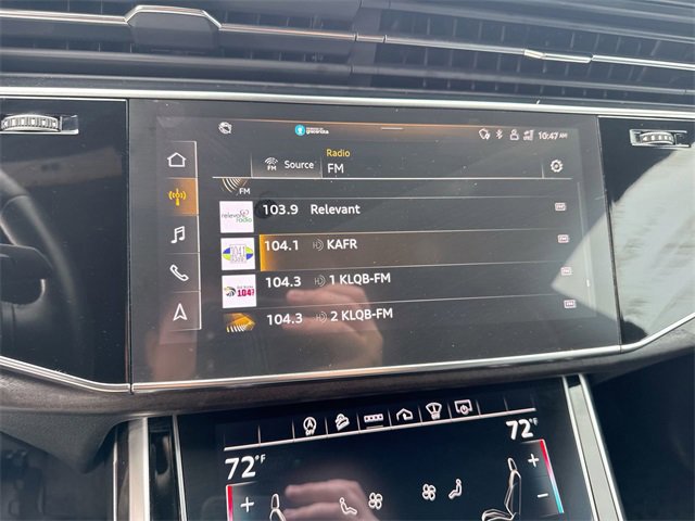 Used 2021 Audi Q8 Prestige w/ Prestige Package image 17