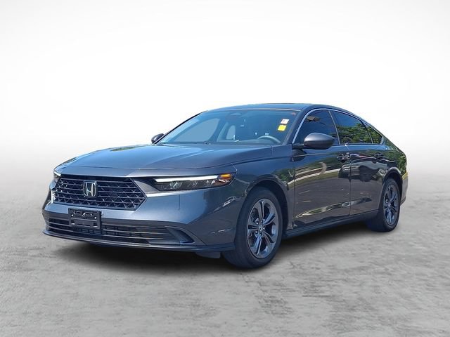 Used 2023 Honda Accord EX image 3