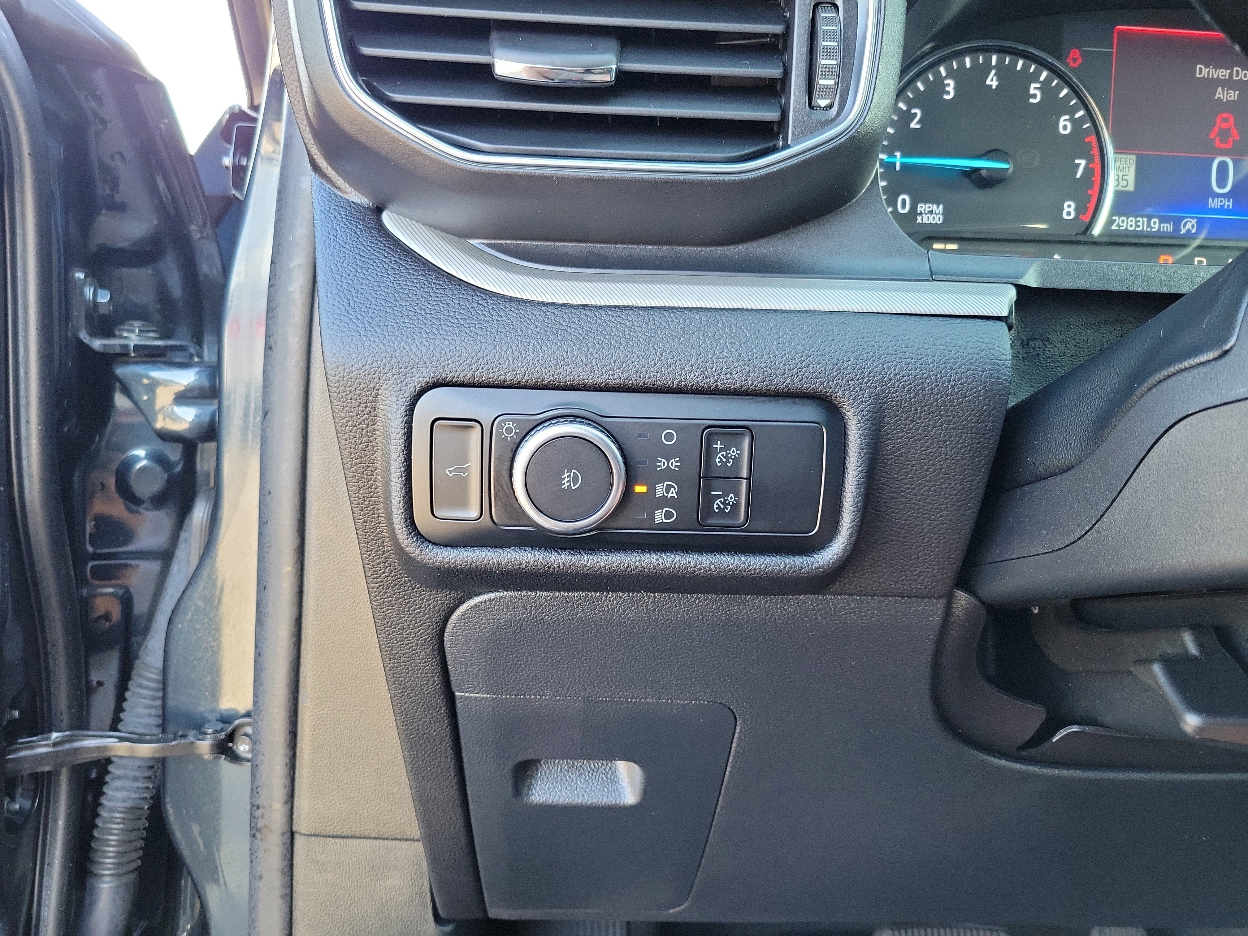 Certified 2023 Ford Explorer XLT w/ Equipment Group 202A image 10