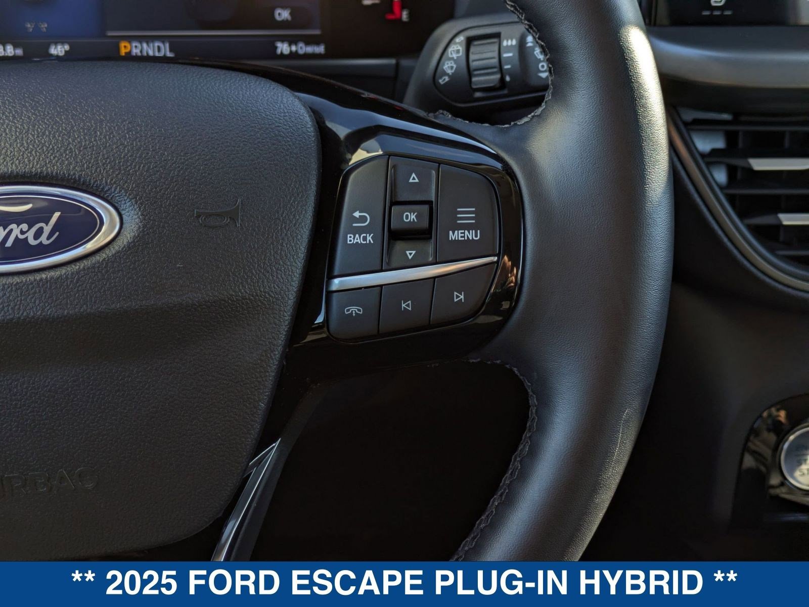 Certified 2025 Ford Escape SE image 26