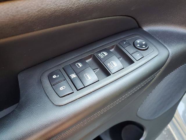 Used 2022 Jeep Grand Cherokee Laredo X AWD/4WD image 21