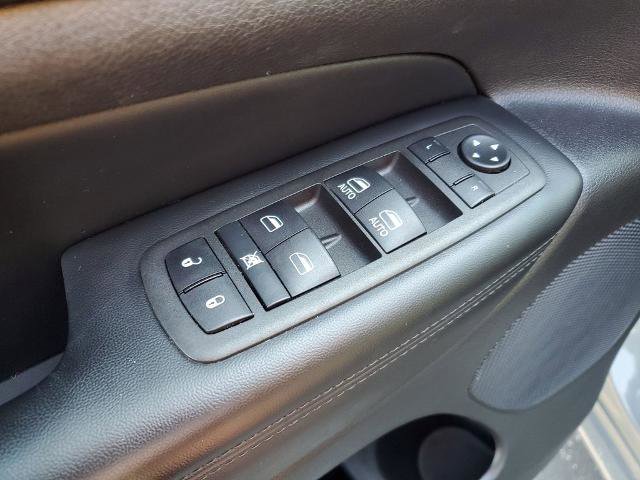 Used 2022 Jeep Grand Cherokee Laredo X AWD/4WD image 21