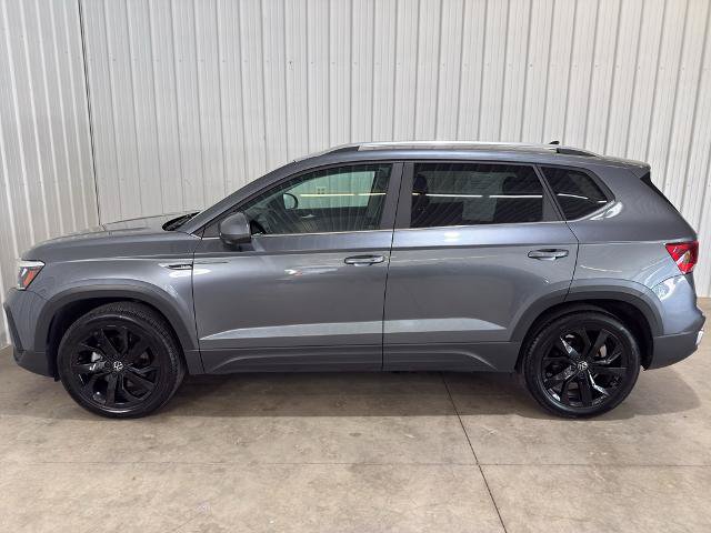 Used 2022 Volkswagen Taos SE AWD/4WD image 7
