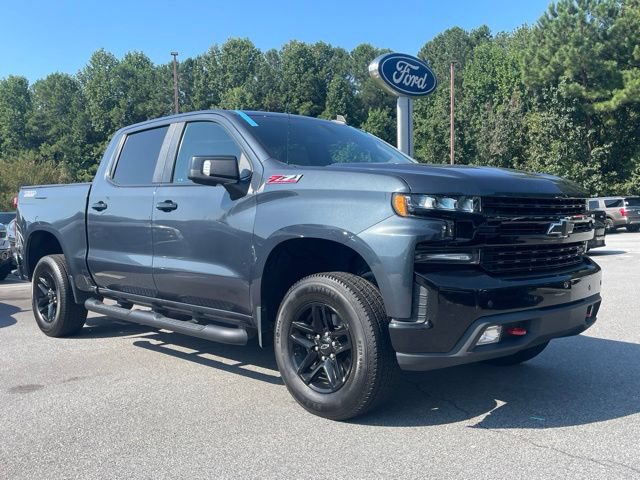 Used 2020 Chevrolet Silverado 1500 LT Trail Boss AWD/4WD image 3