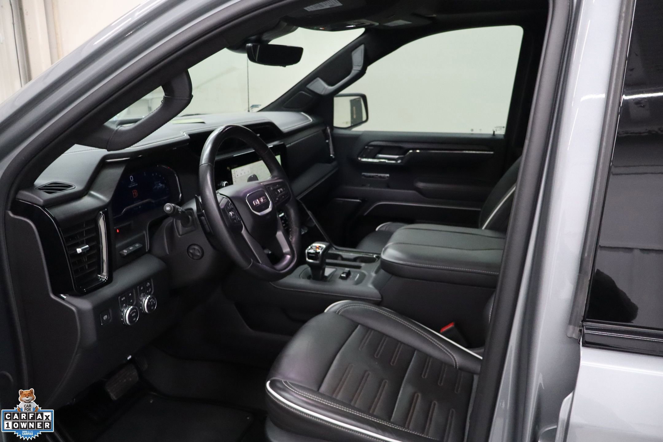 Used 2024 GMC Sierra 1500 AT4X image 29