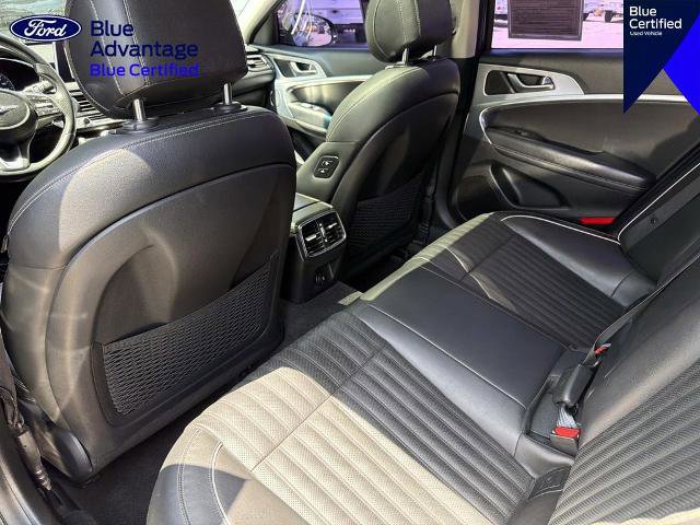Used 2021 Genesis G70 2.0T w/ Elite Package RWD image 11