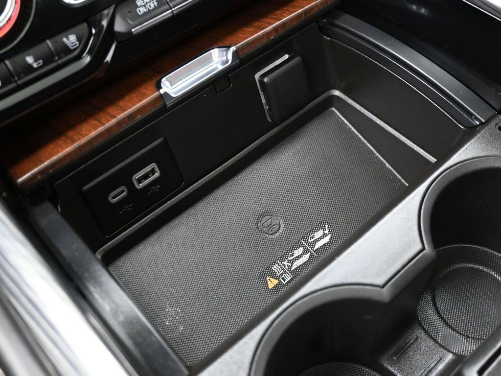 Used 2023 GMC Yukon Denali Ultimate image 47