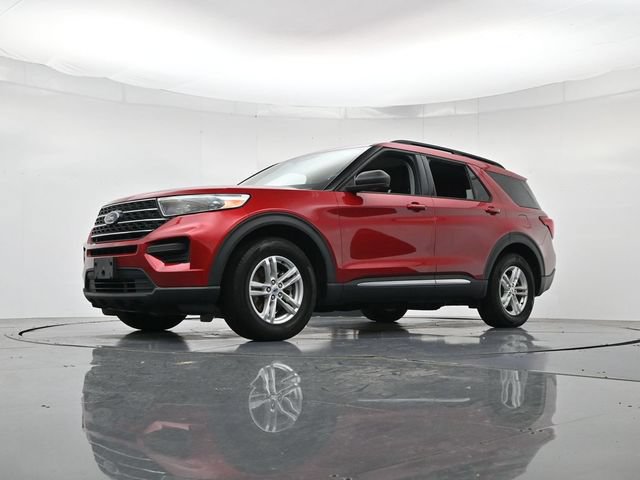 Certified 2023 Ford Explorer XLT RWD image 38