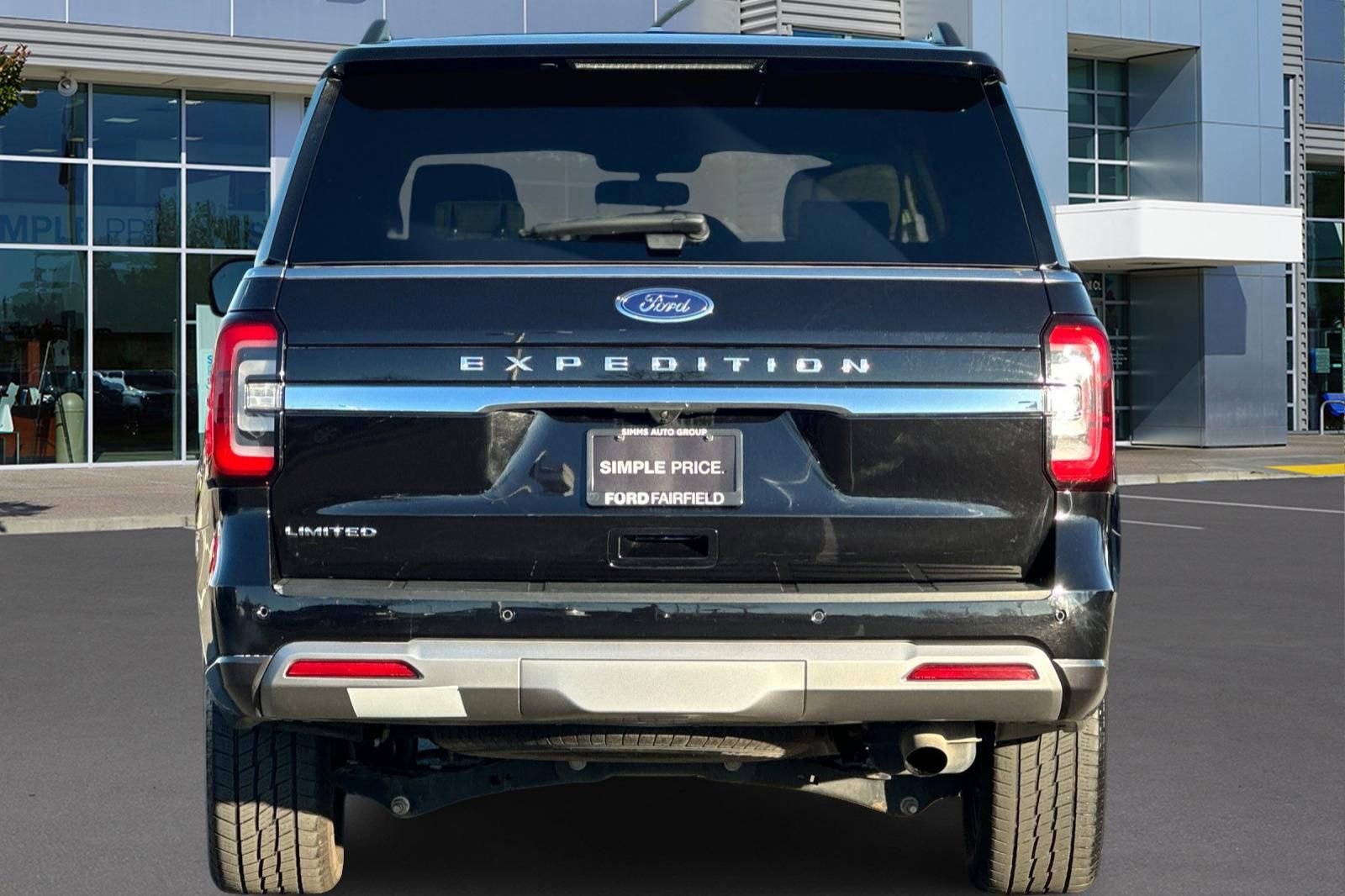 Certified 2024 Ford Expedition Limited image 9