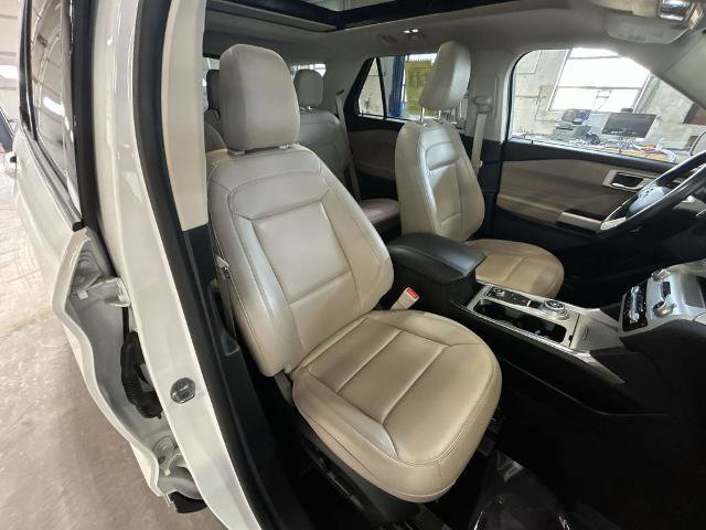 Certified 2023 Ford Explorer XLT w/ Equipment Group 202A AWD/4WD image 26