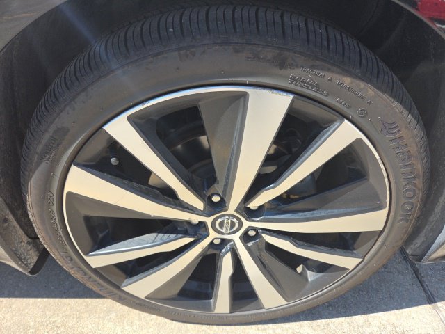 Used 2021 Nissan Altima 2.5 SR FWD image 12