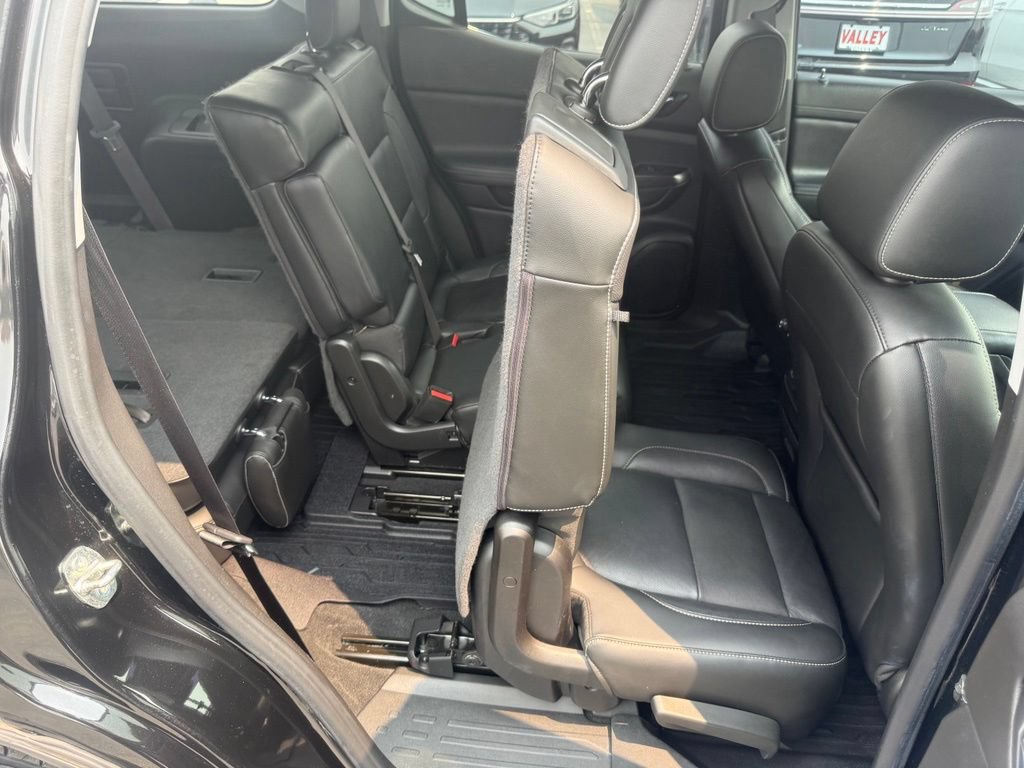 Used 2019 GMC Acadia SLT w/ LPO, Floor Liner Package AWD/4WD image 60