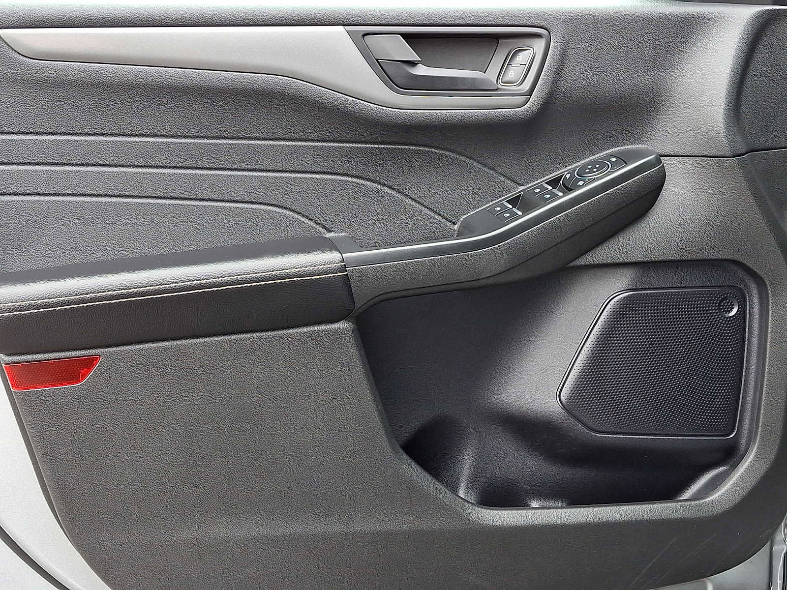 Certified 2024 Ford Escape Active image 12