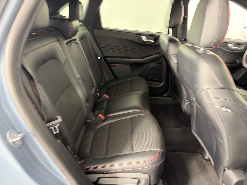 Certified 2025 Ford Escape ST-Line Select w/ Tech Pack #1 AWD/4WD image 29