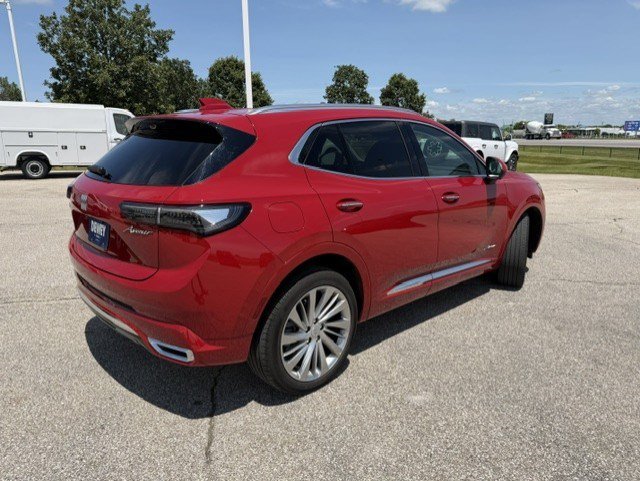 Used 2025 Buick Envision Avenir AWD/4WD image 9