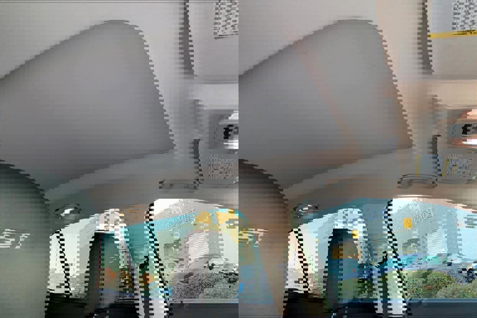 Used 2023 Buick Envision Essence w/ Technology Package I image 13