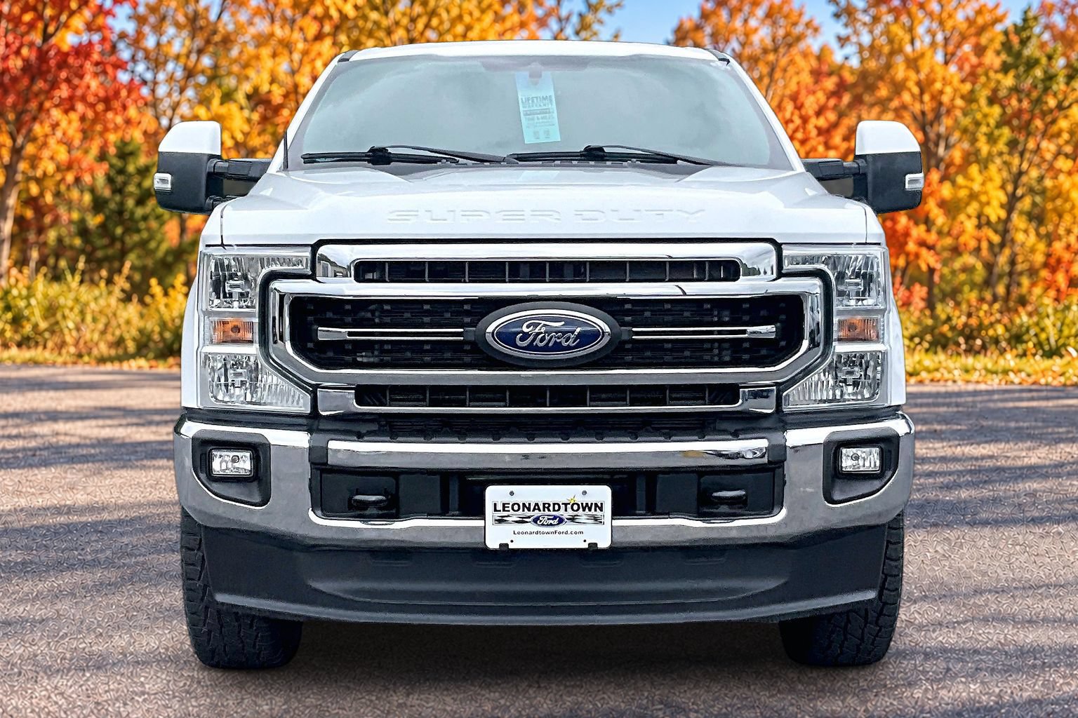 Certified 2022 Ford F350 Lariat w/ Lariat Value Package AWD/4WD image 3
