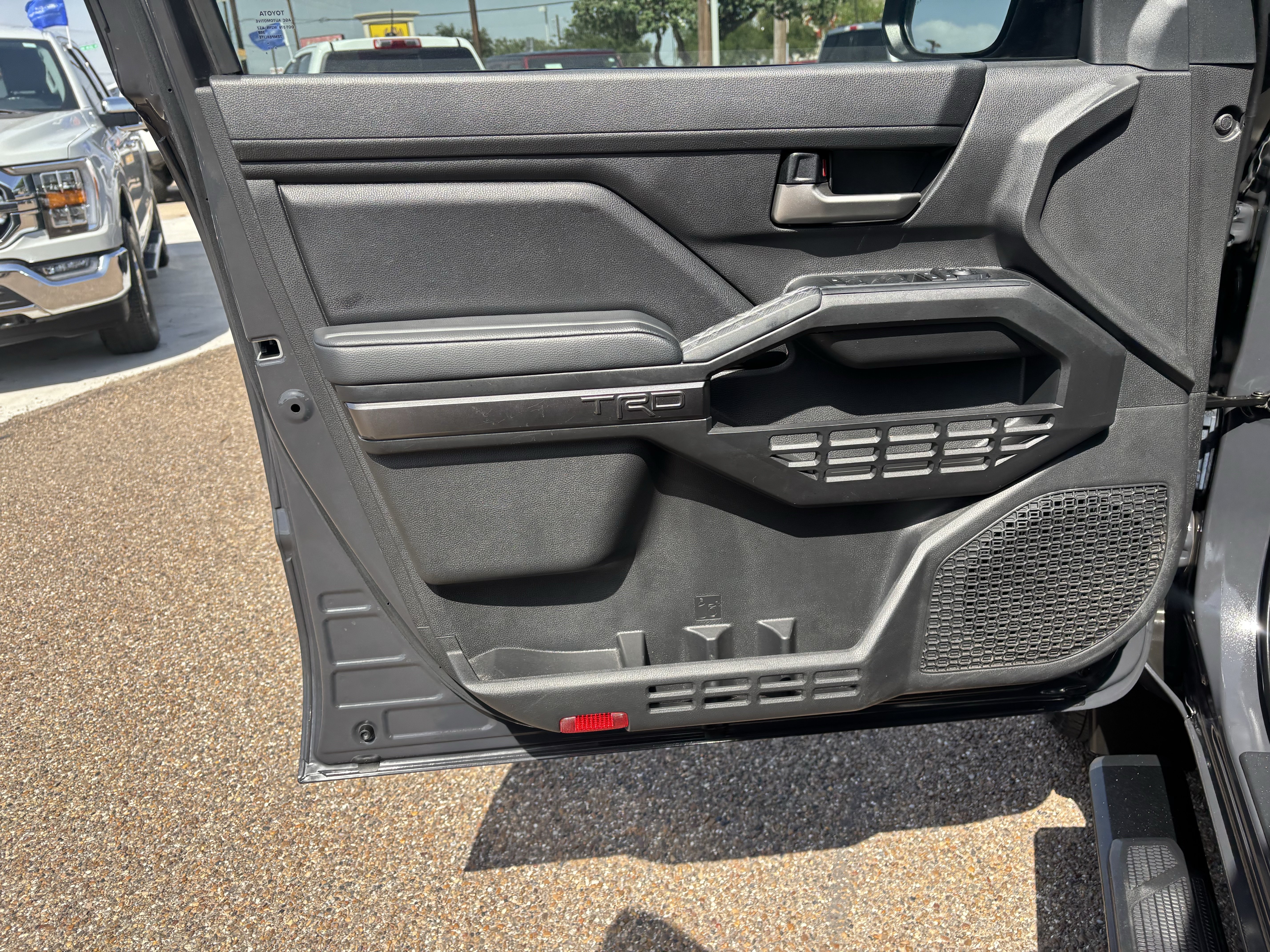 Used 2024 Toyota Tacoma TRD Sport RWD image 9