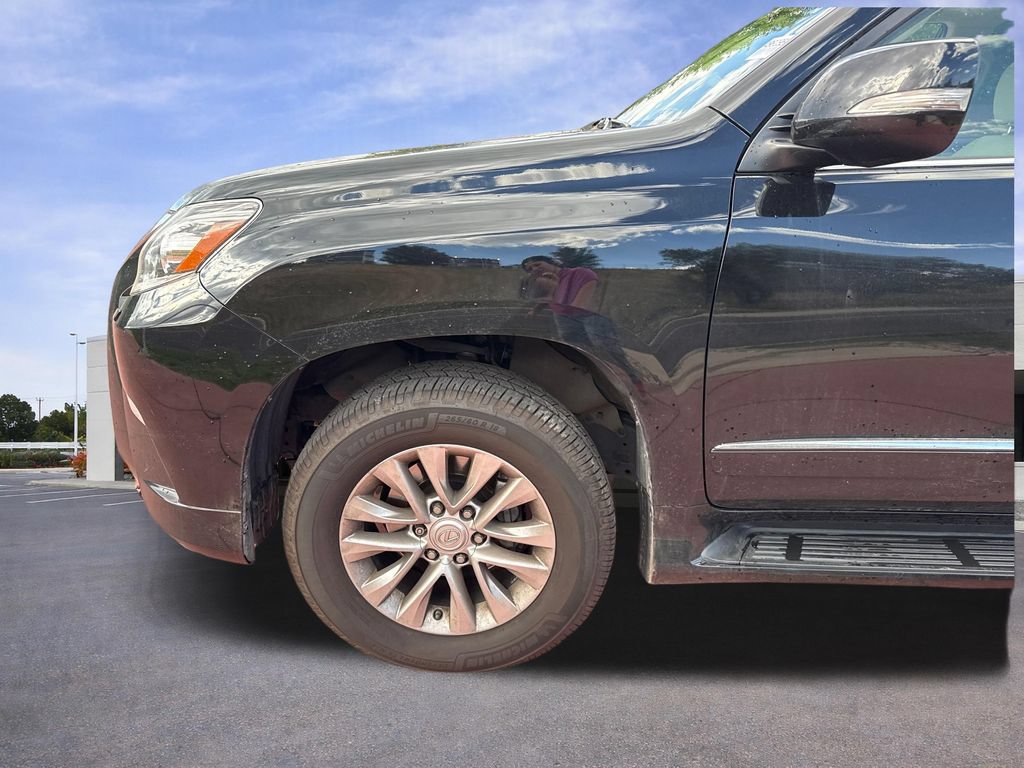 Used 2019 Lexus GX 460 Premium w/ Premium Package AWD/4WD image 37