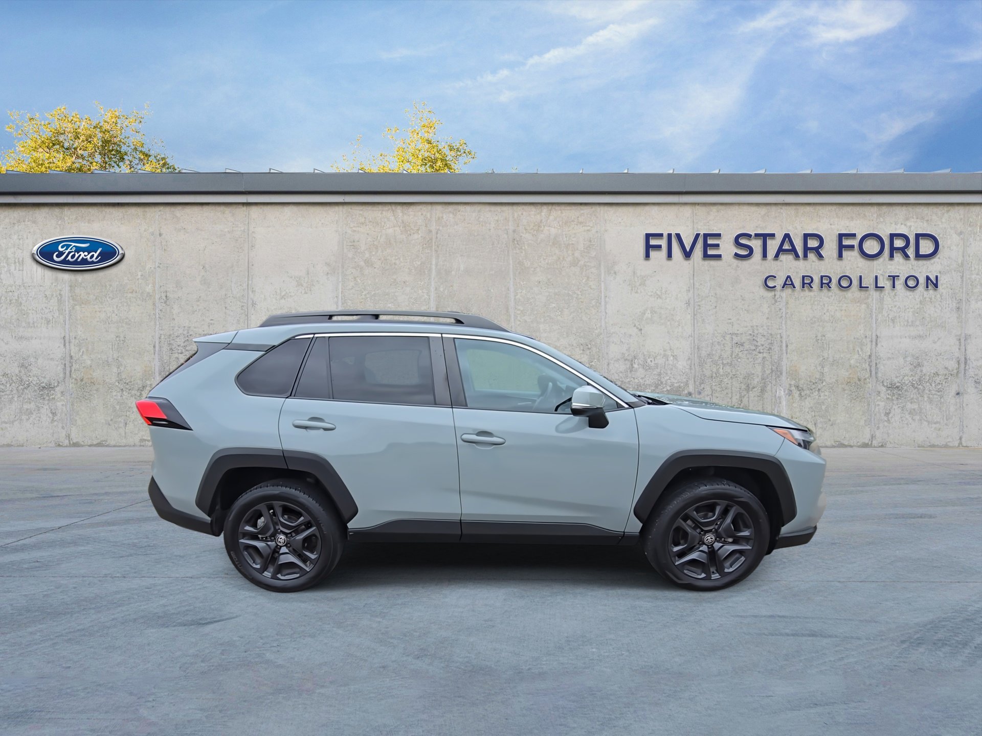Used 2022 Toyota RAV4 Adventure AWD/4WD image 9