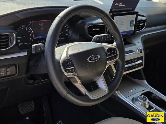 Certified 2023 Ford Explorer XLT w/ Equipment Group 202A AWD/4WD image 19