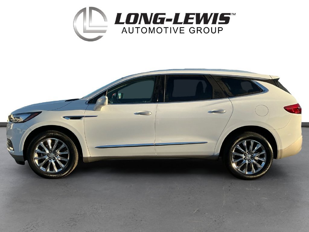 Used 2020 Buick Enclave Essence FWD image 2
