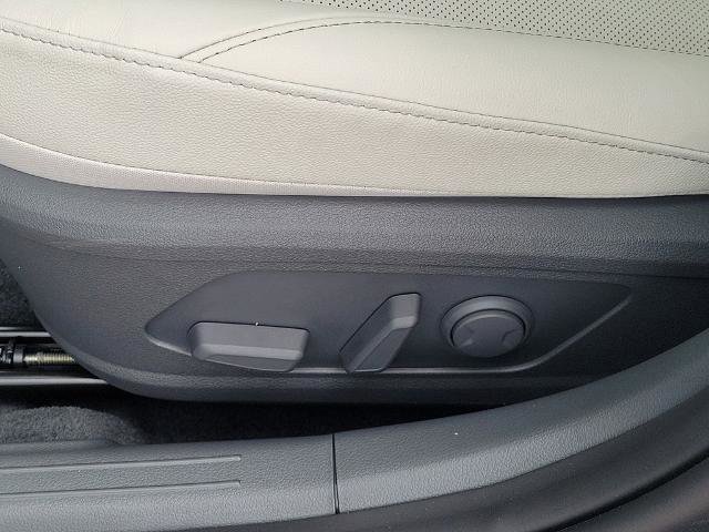 Used 2026 Hyundai Sonata Limited FWD image 22