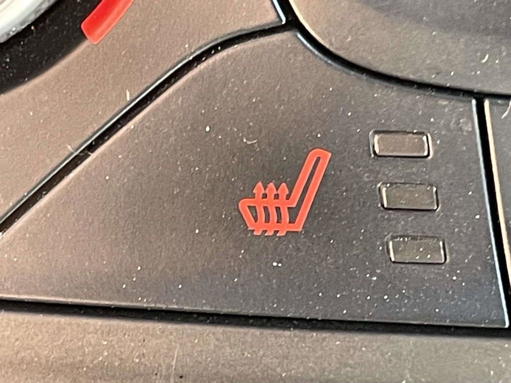 Certified 2018 Ford Escape SE image 19