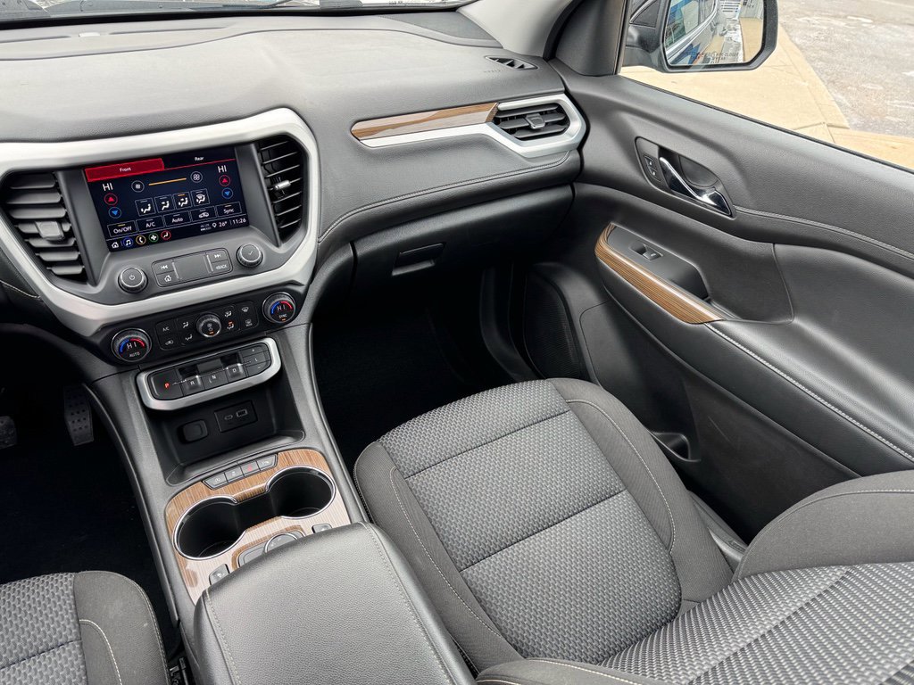 Used 2023 GMC Acadia SLE w/ Driver Convenience Package image 27