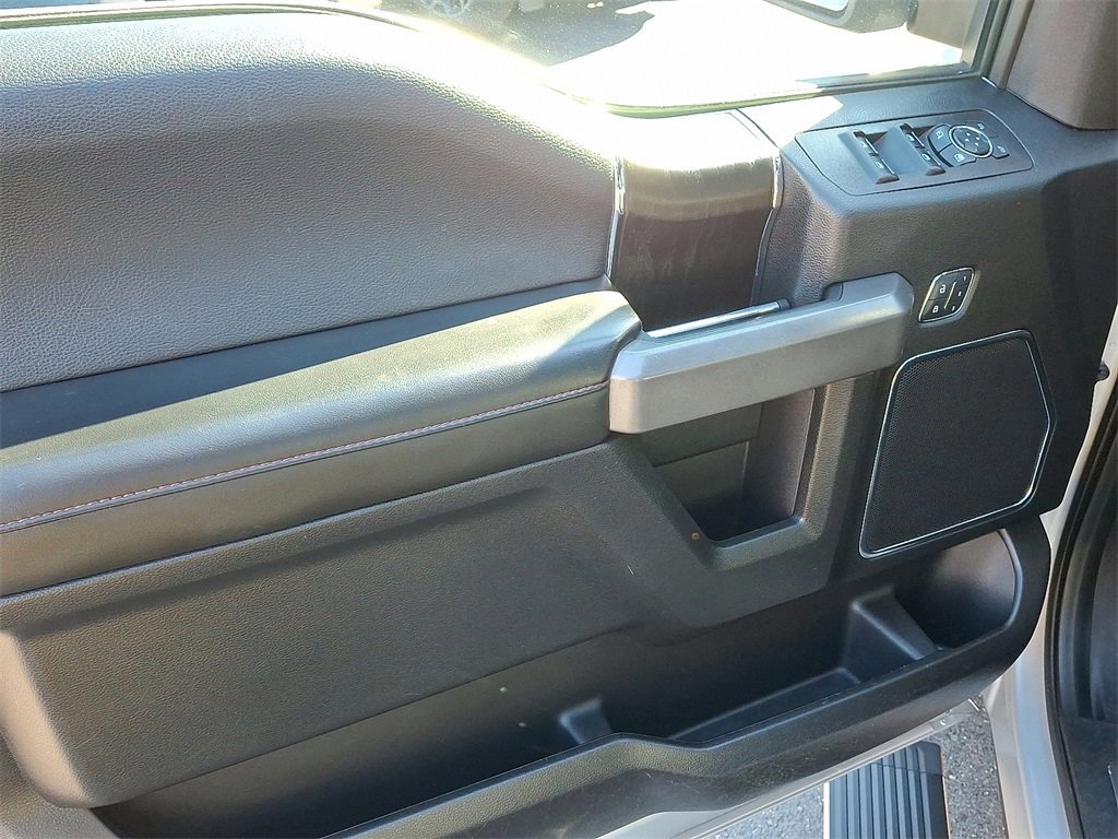 Certified 2018 Ford F150 Platinum w/ Equipment Group 701A Luxury image 13