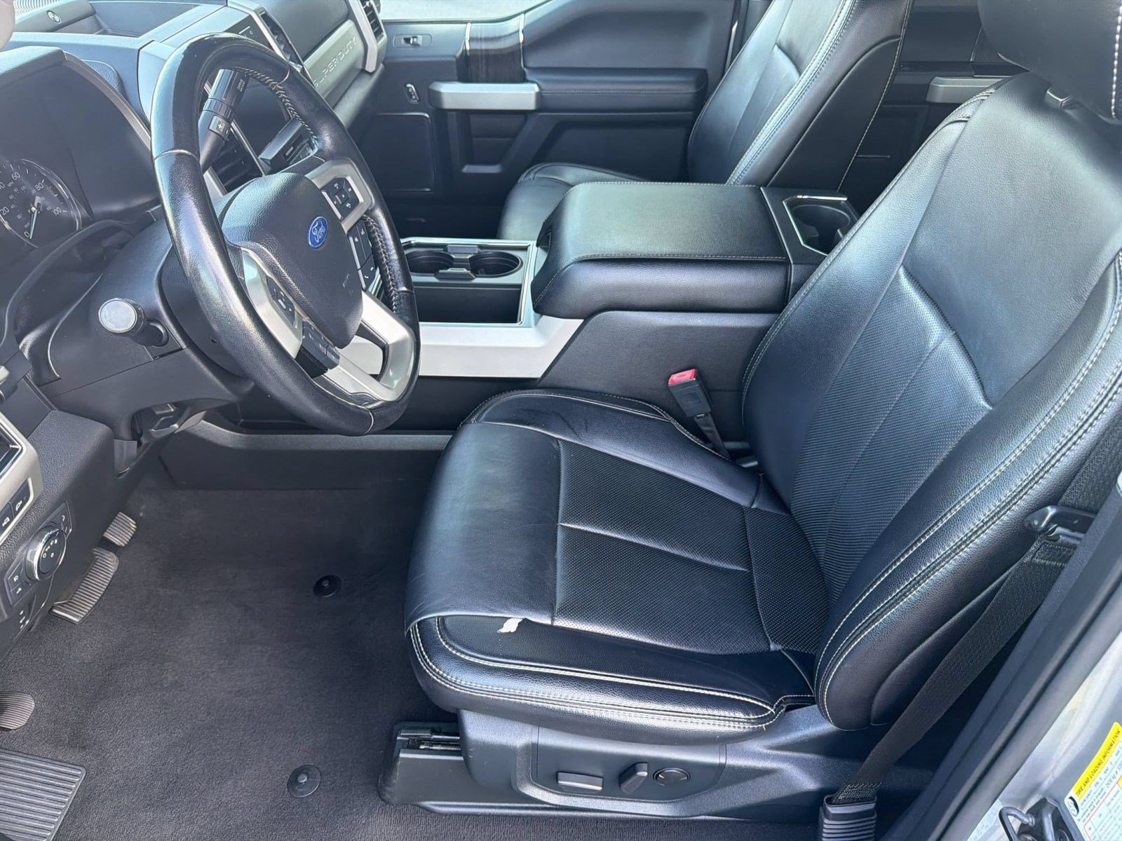 Certified 2021 Ford F350 Lariat w/ Chrome Package AWD/4WD image 5