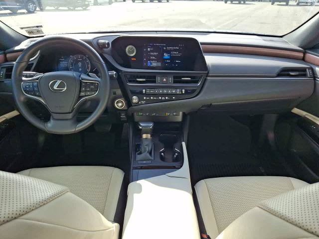 Used 2025 Lexus ES 350 w/ Premium Package FWD image 10