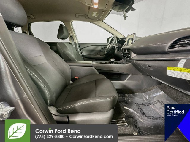Used 2026 Nissan Rogue S FWD image 29