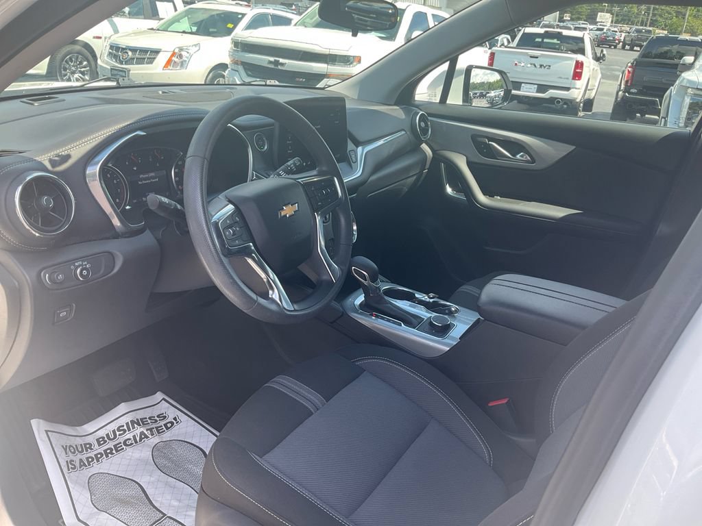 Used 2023 Chevrolet Blazer LT FWD image 15