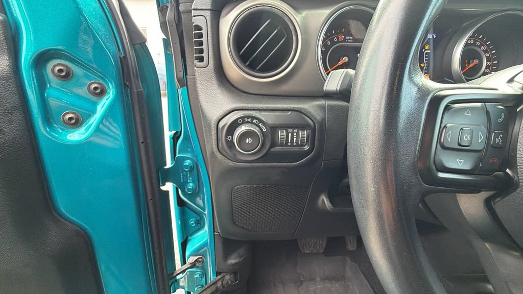 Used 2020 Jeep Wrangler Unlimited Sport AWD/4WD image 14