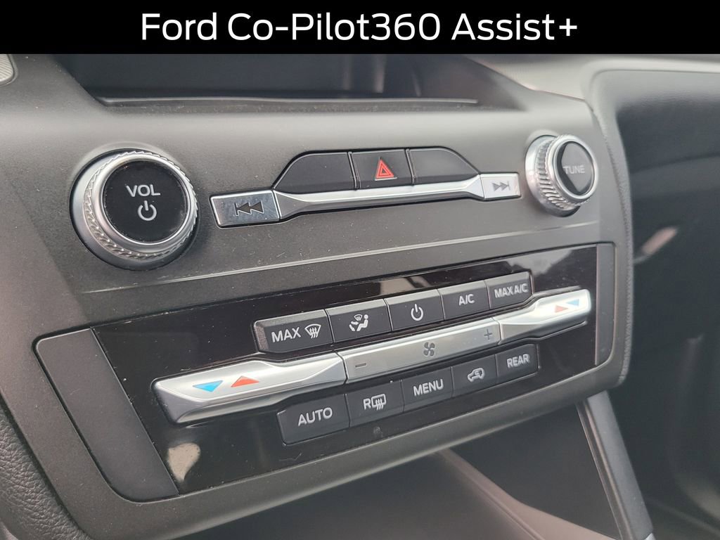 Certified 2020 Ford Explorer XLT w/ Equipment Group 202A RWD image 30